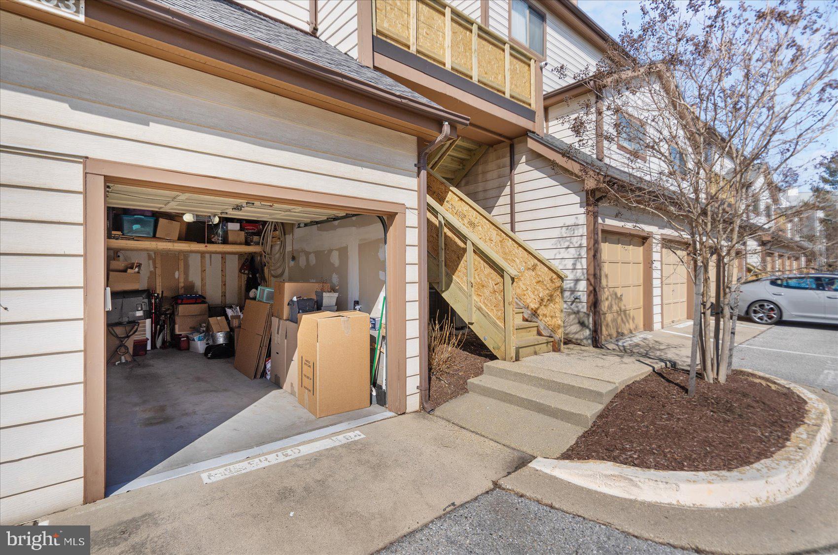 14103 WILLIAM STREET E 15-E