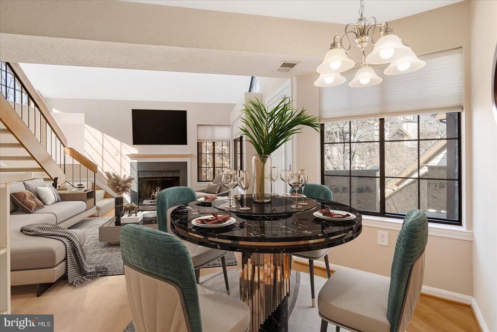 14103 WILLIAM STREET E 15-E