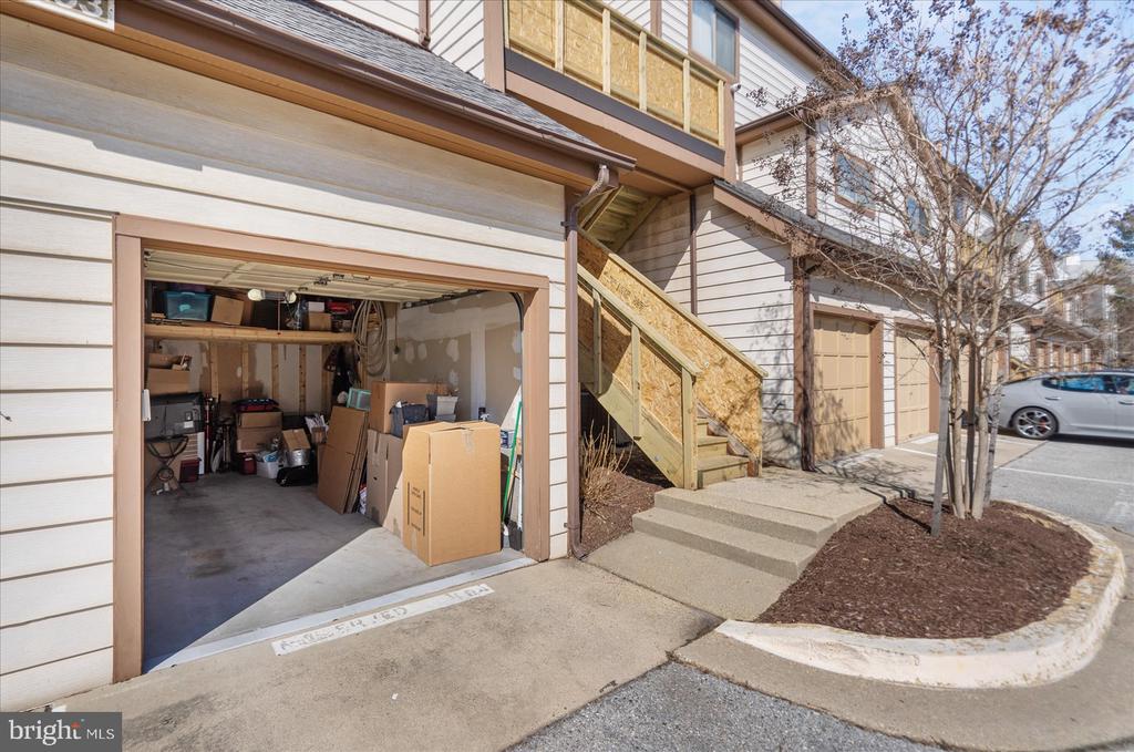 14103 WILLIAM STREET E 15-E