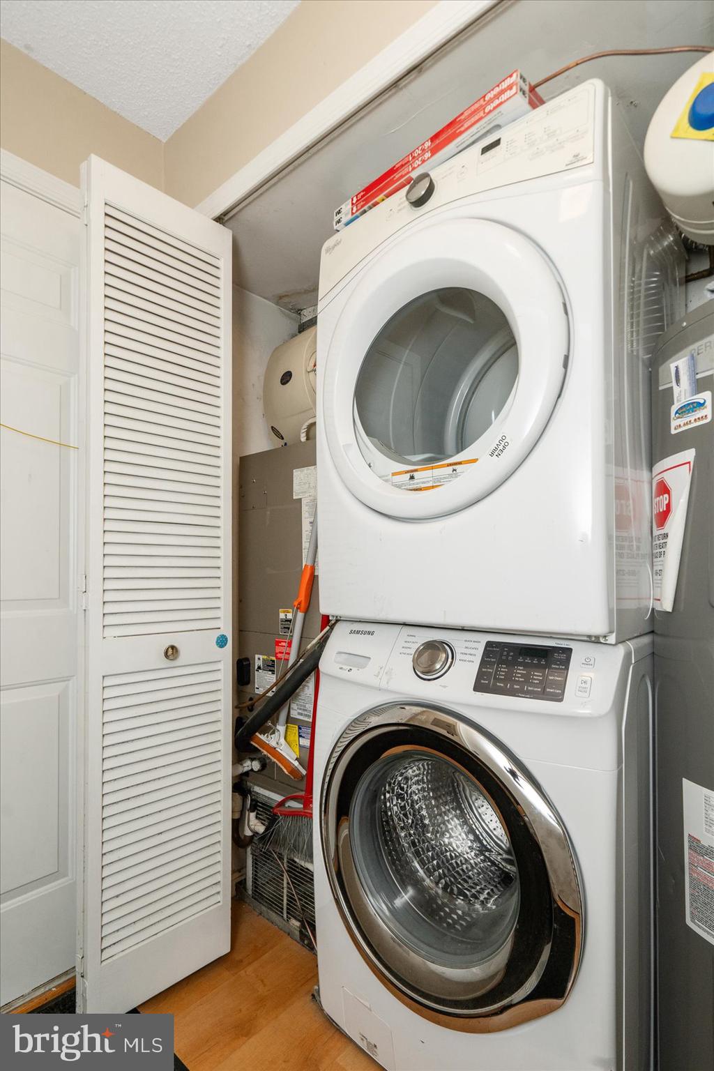14103 WILLIAM STREET E 15-E
