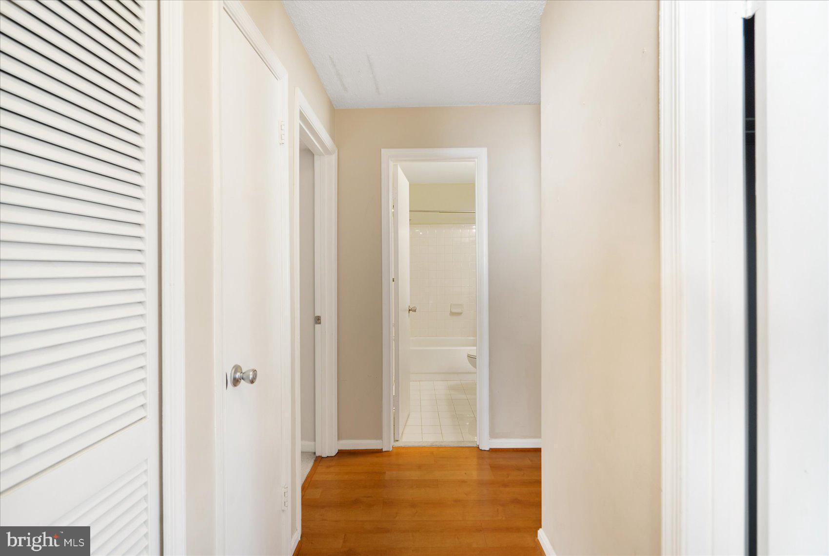 14103 WILLIAM STREET E 15-E