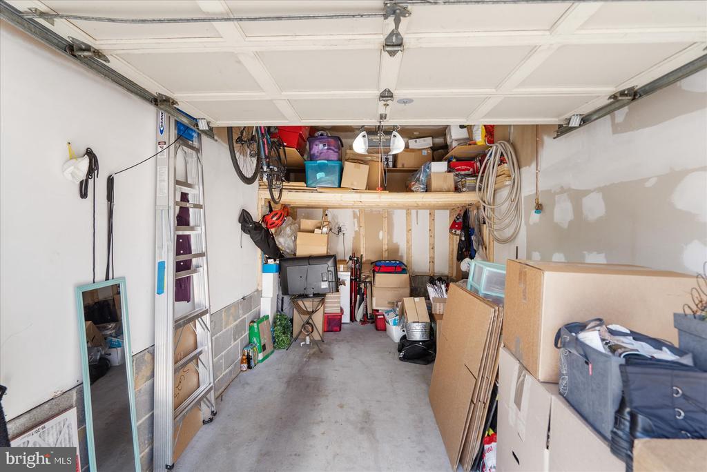 14103 WILLIAM STREET E 15-E