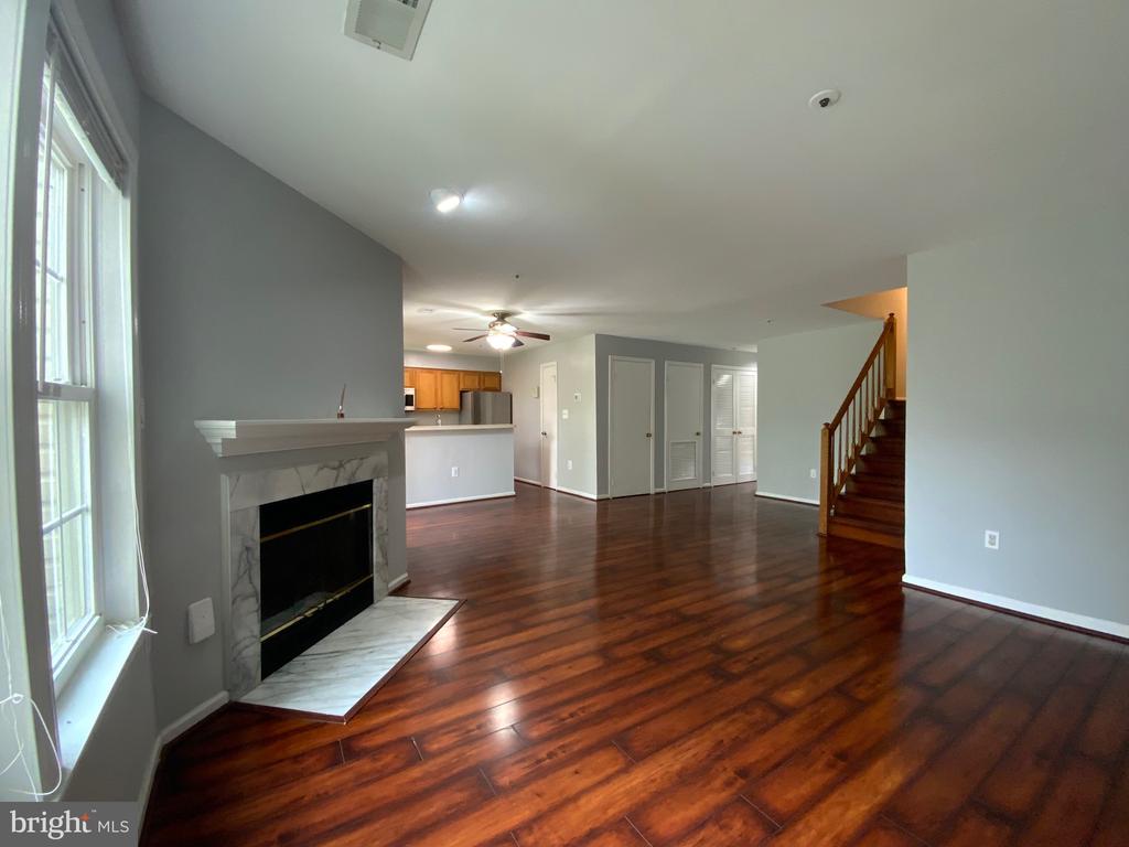 7904 CROWS NEST COURT 12