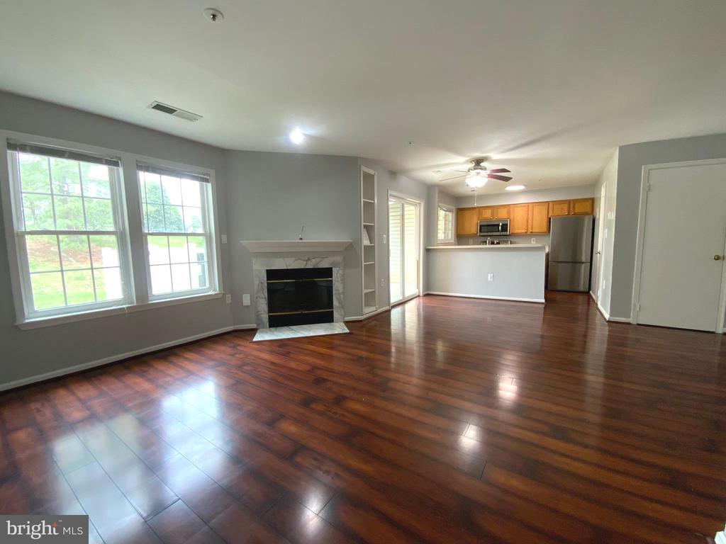 7904 CROWS NEST COURT 12