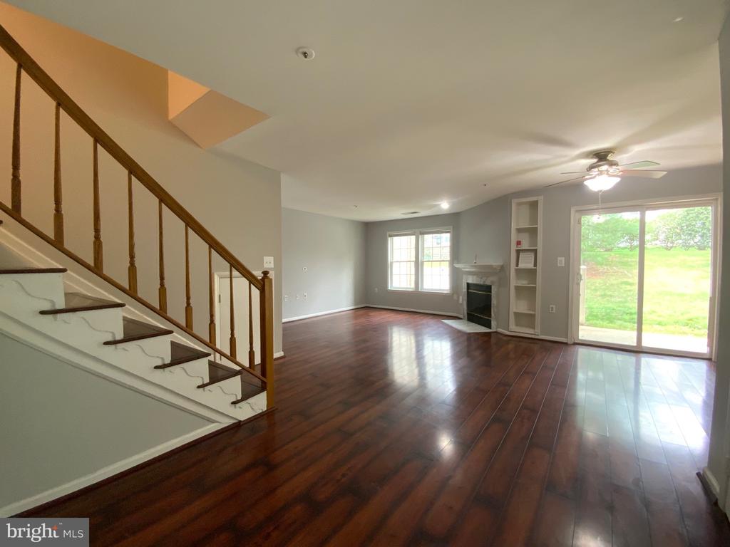 7904 CROWS NEST COURT 12