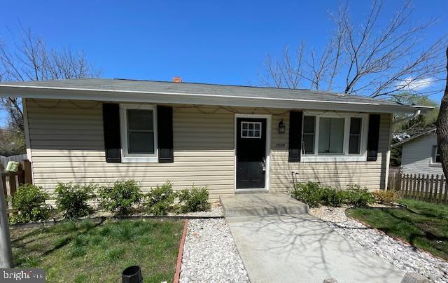 7504 CLINTON VISTA LANE