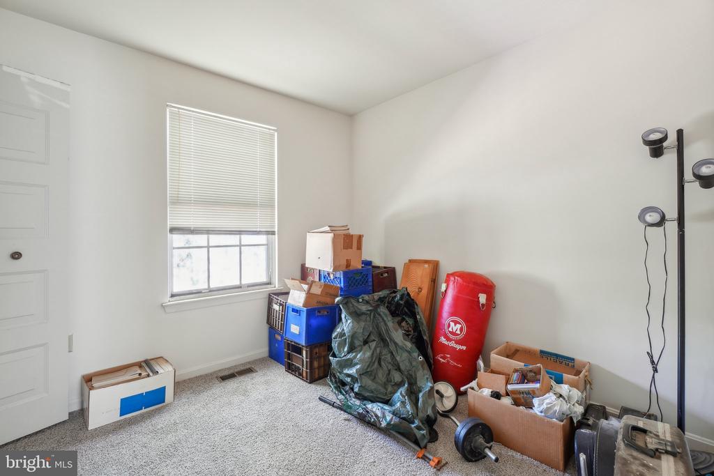 14826 LONDON LANE