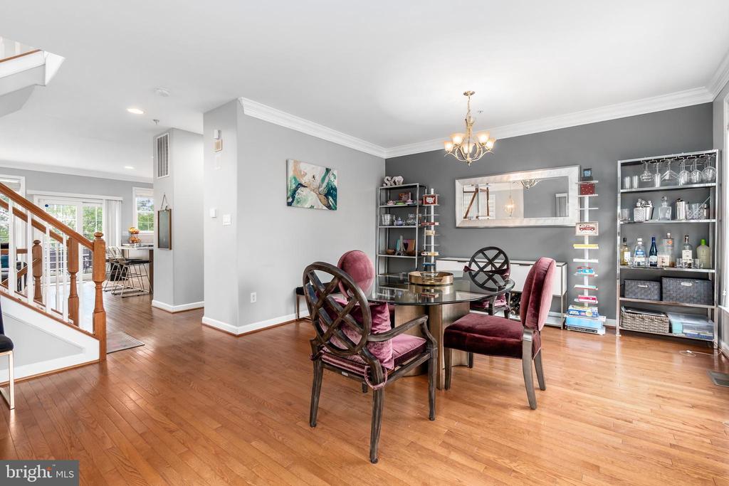 12731 EXCHANGE ROW 54