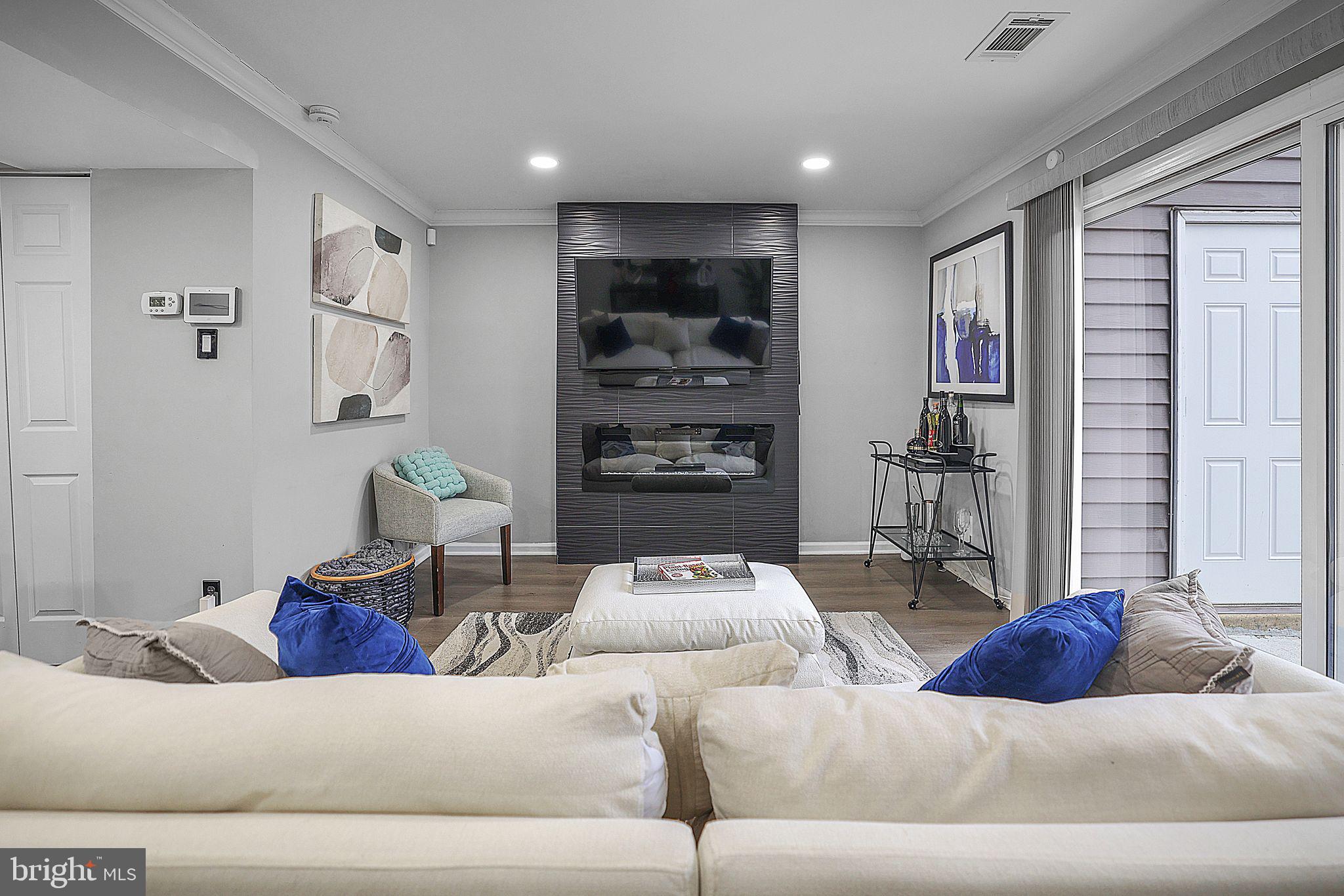 10023 CAMPUS WAY S 113