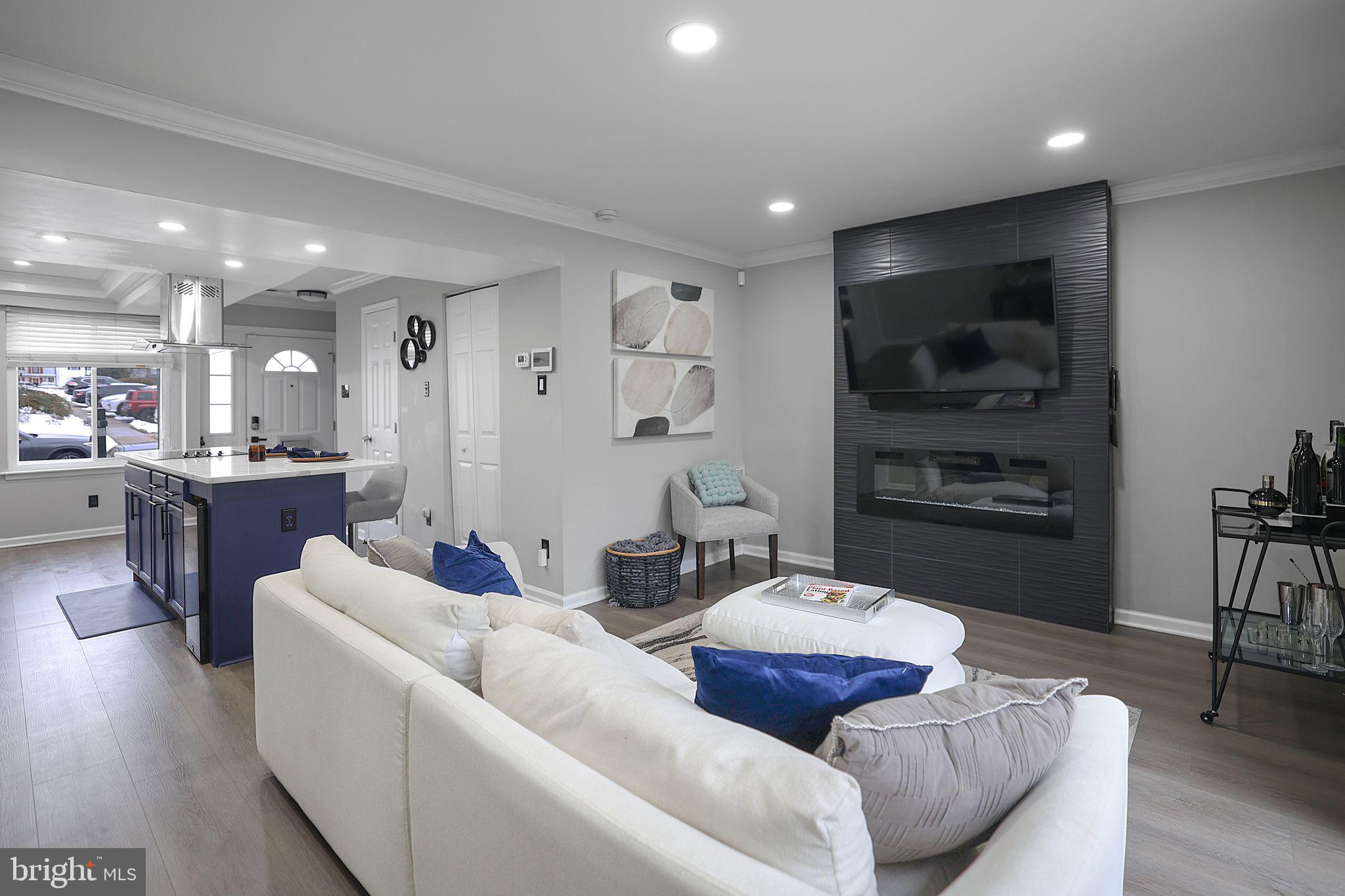 10023 CAMPUS WAY S 113