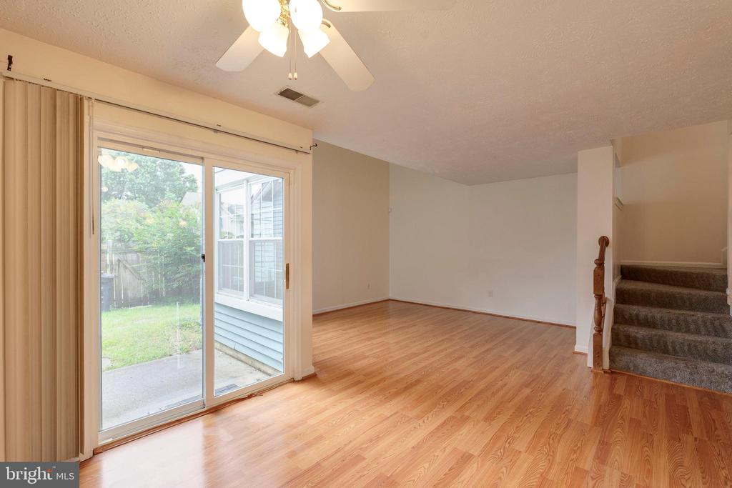 13830 LORD FAIRFAX PLACE