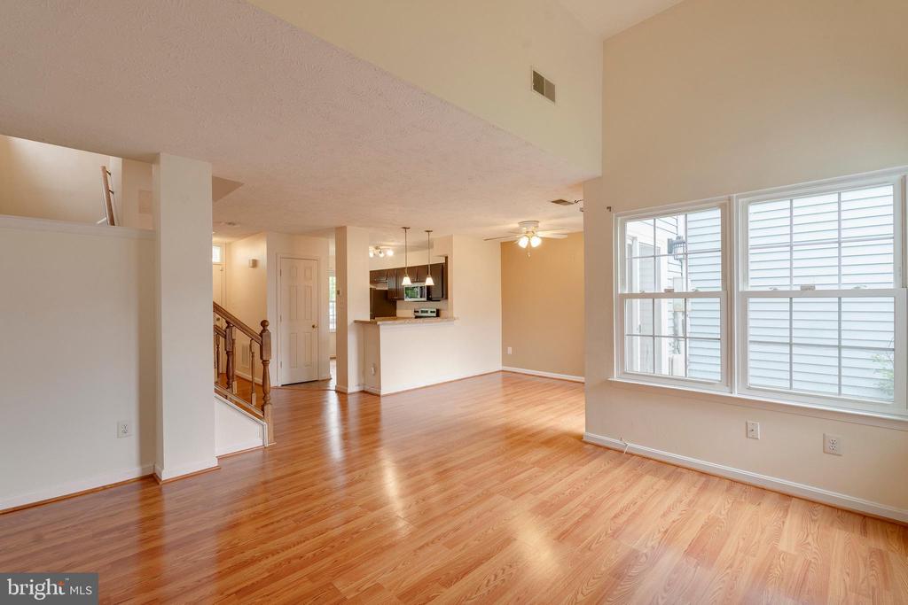 13830 LORD FAIRFAX PLACE