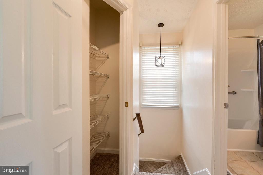 13830 LORD FAIRFAX PLACE