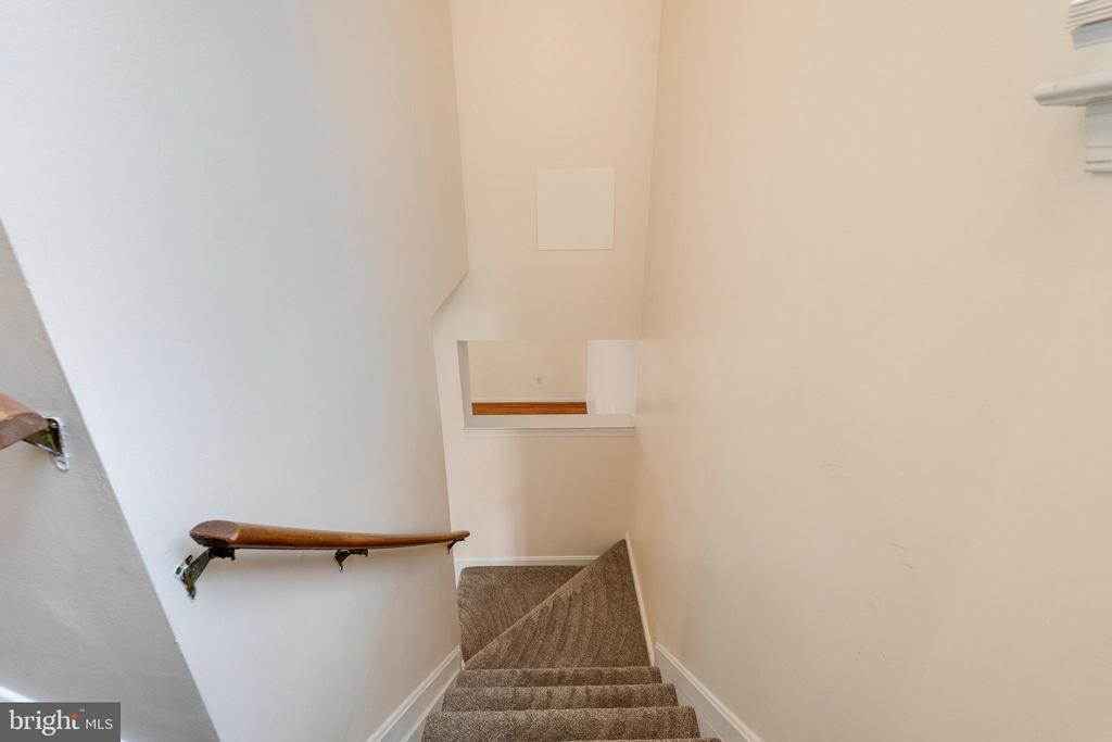 13830 LORD FAIRFAX PLACE