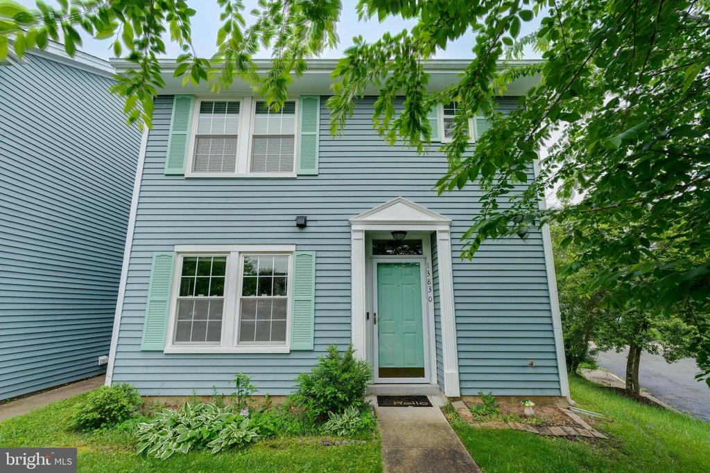13830 LORD FAIRFAX PLACE