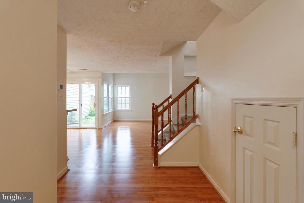 13830 LORD FAIRFAX PLACE