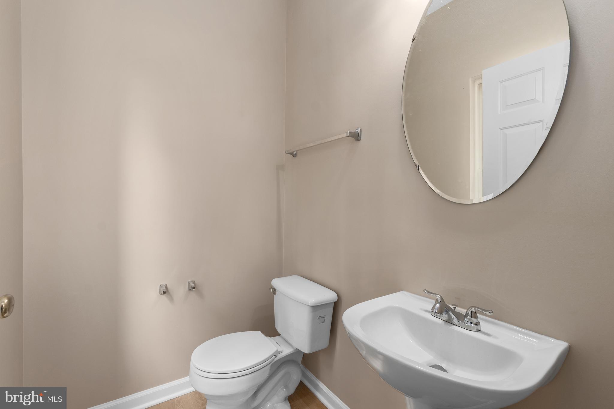 10314 TWIN KNOLL WAY