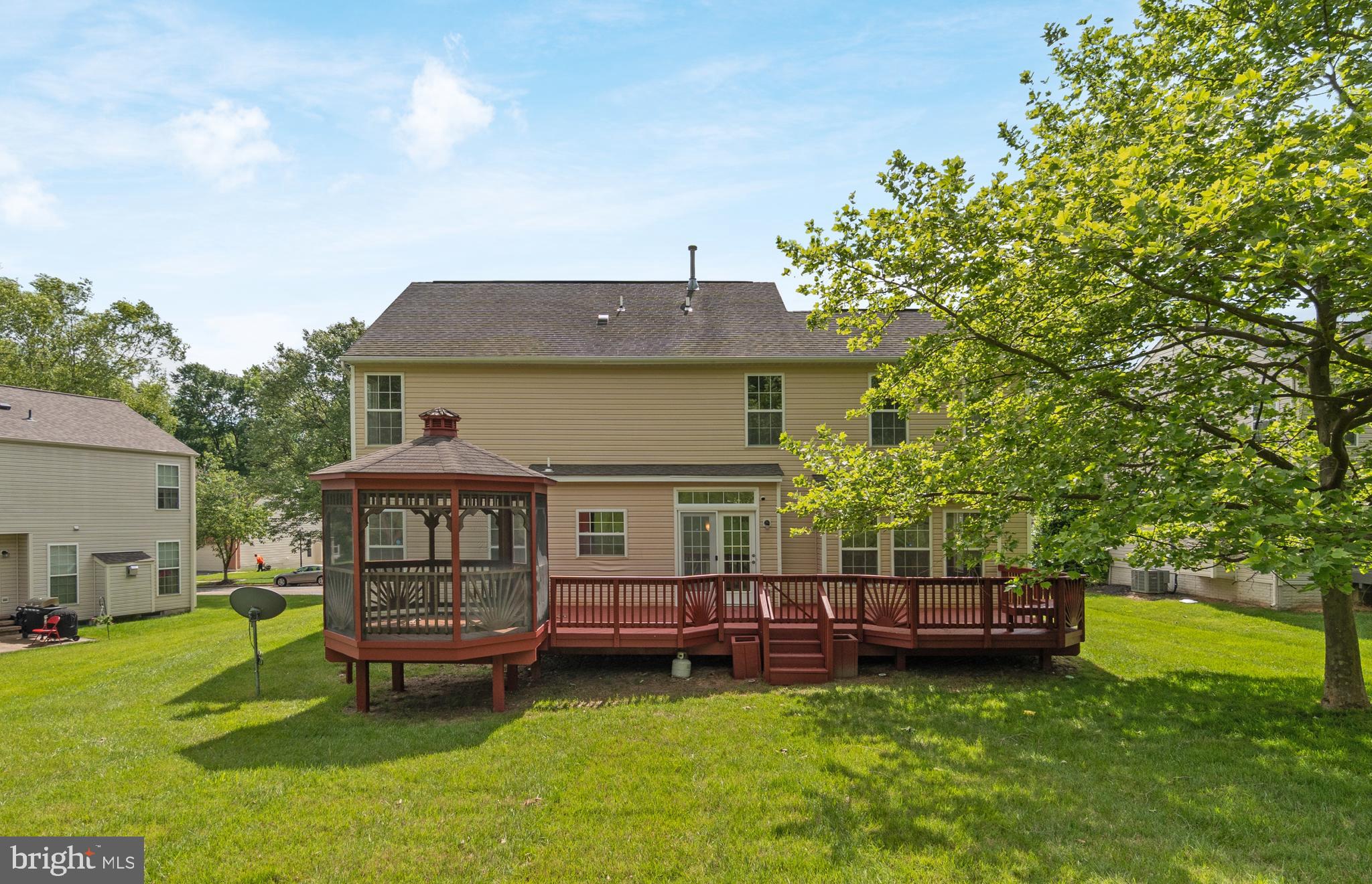 10314 TWIN KNOLL WAY