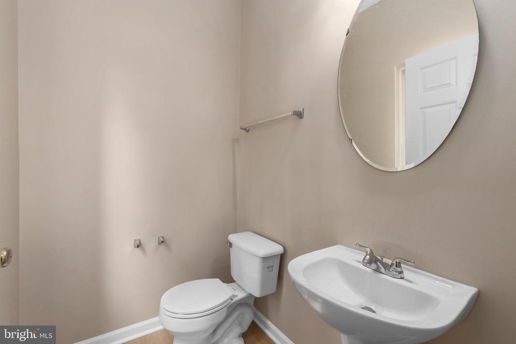 10314 TWIN KNOLL WAY