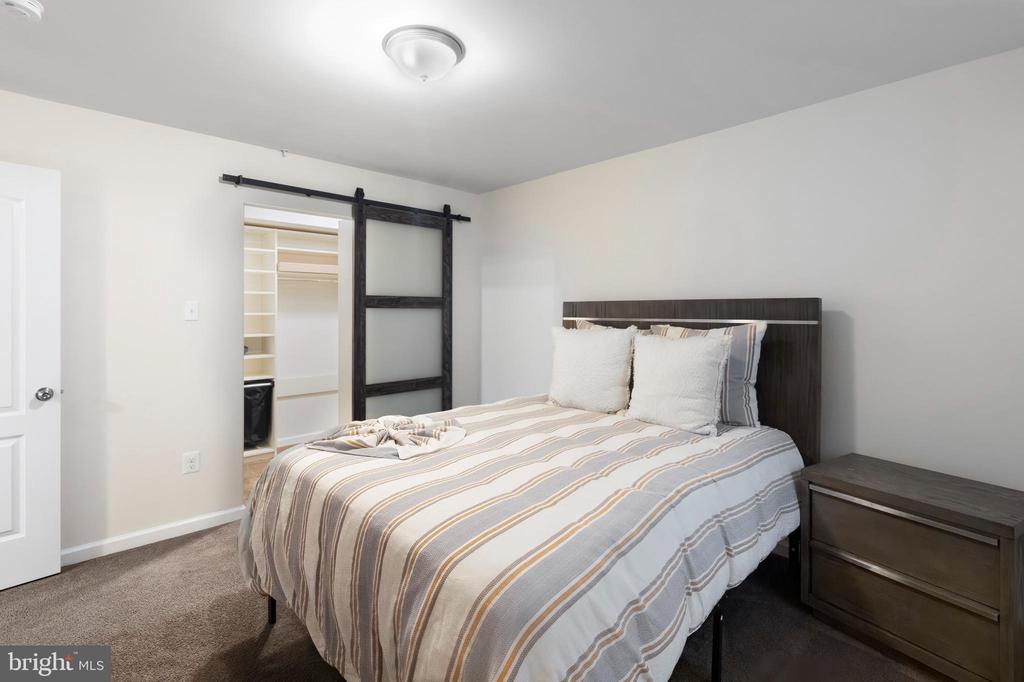 12916 STEAM MILL FARM DRIVE