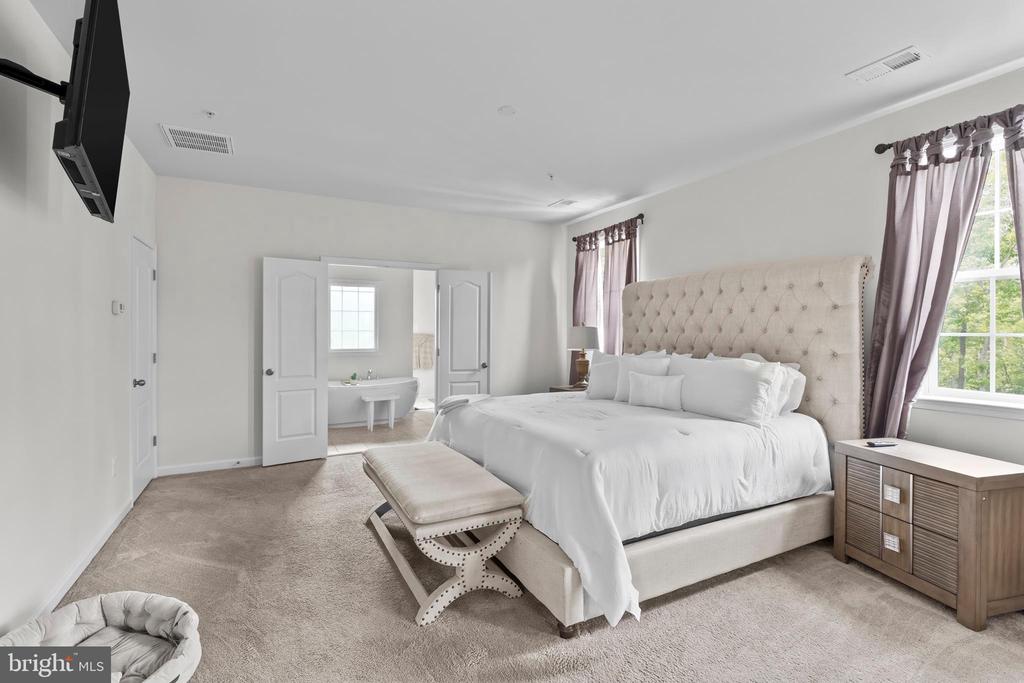 12916 STEAM MILL FARM DRIVE