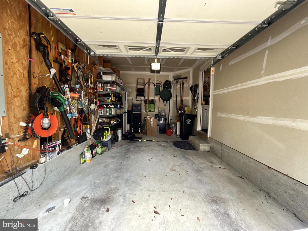 7324 SUMMERWIND CIRCLE