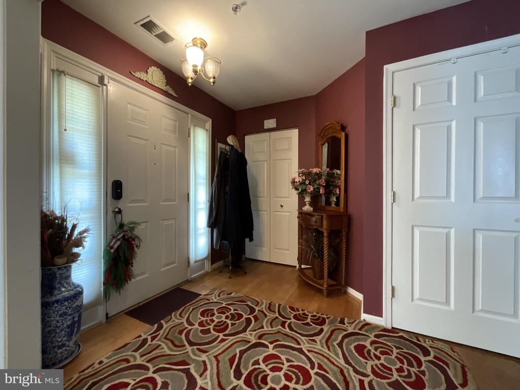 7324 SUMMERWIND CIRCLE