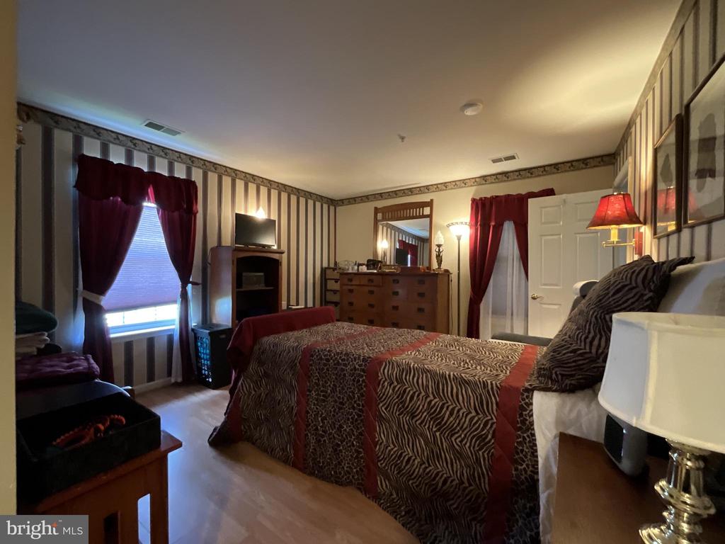 7324 SUMMERWIND CIRCLE