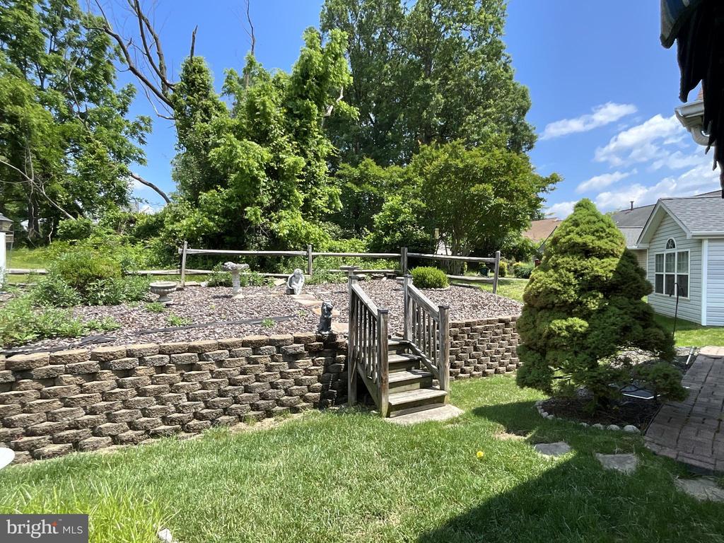 7324 SUMMERWIND CIRCLE