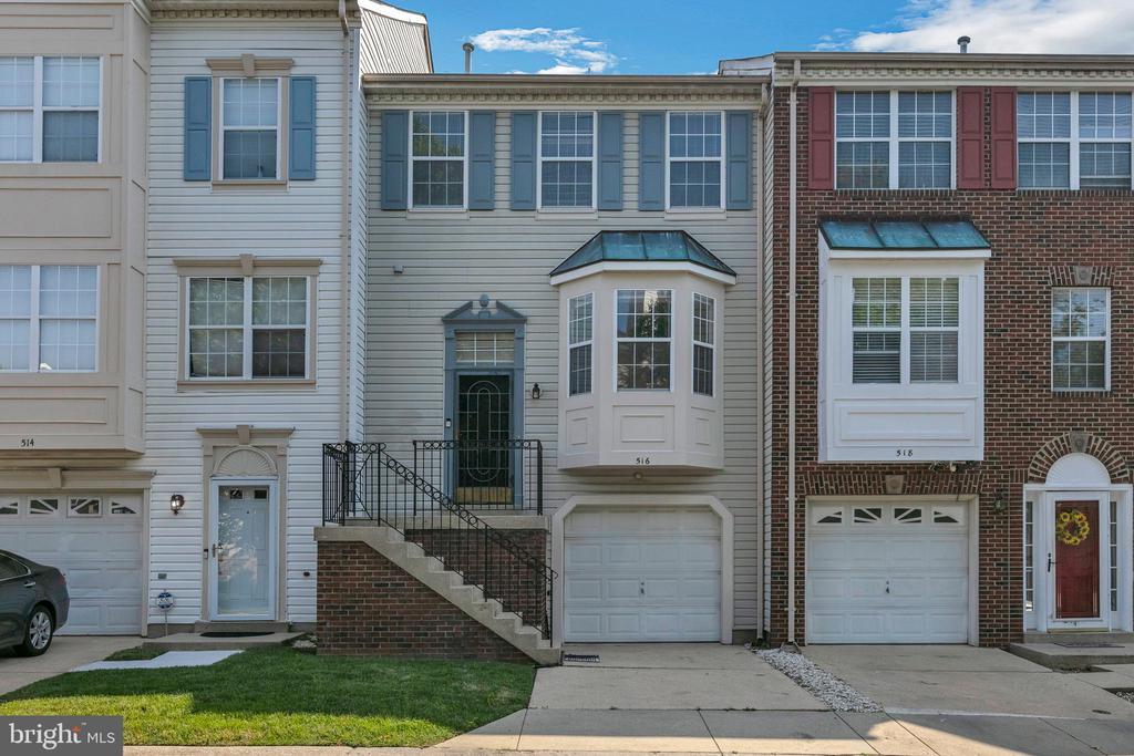 516 CRUSHER COURT