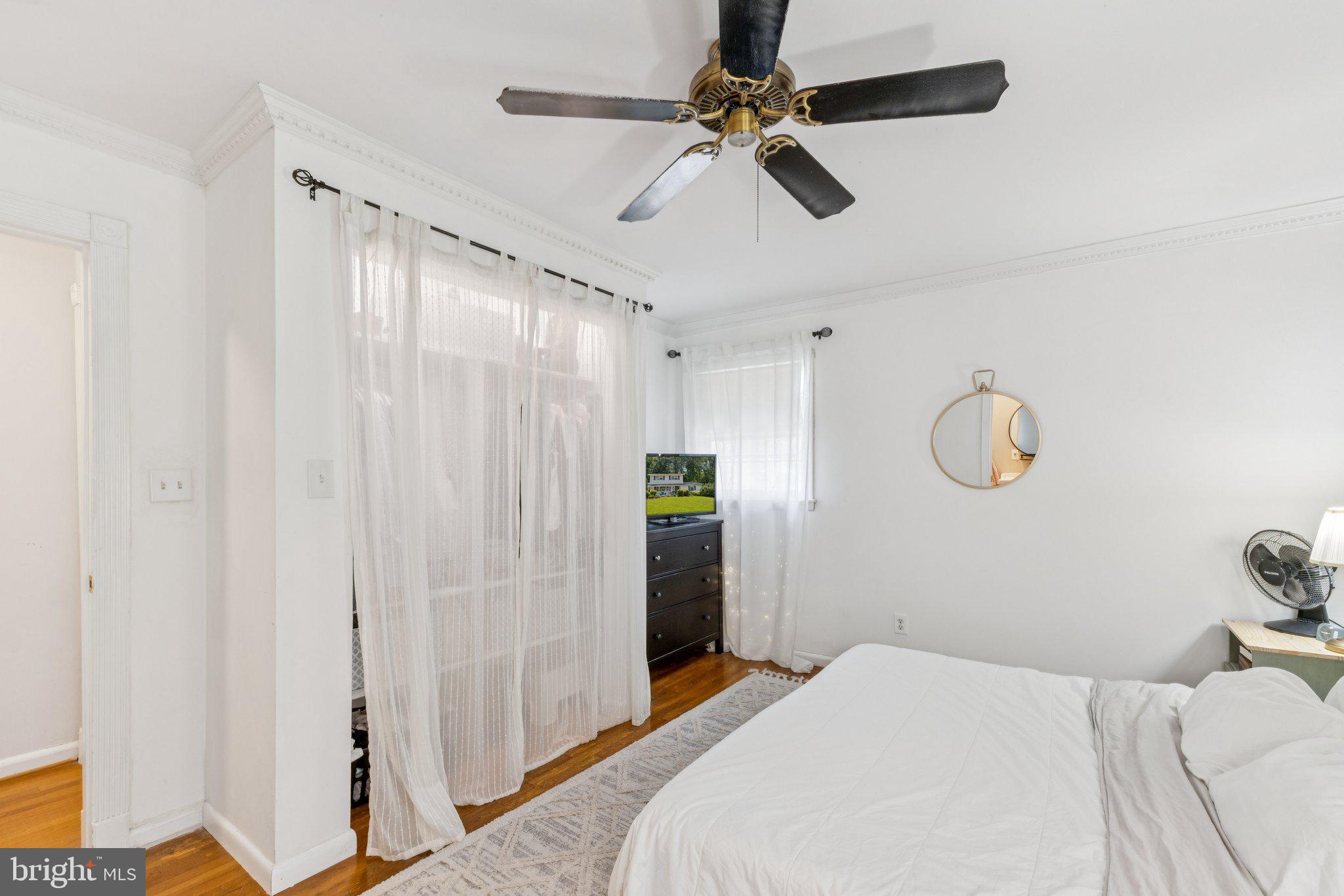 7811 DEN MEADE AVENUE