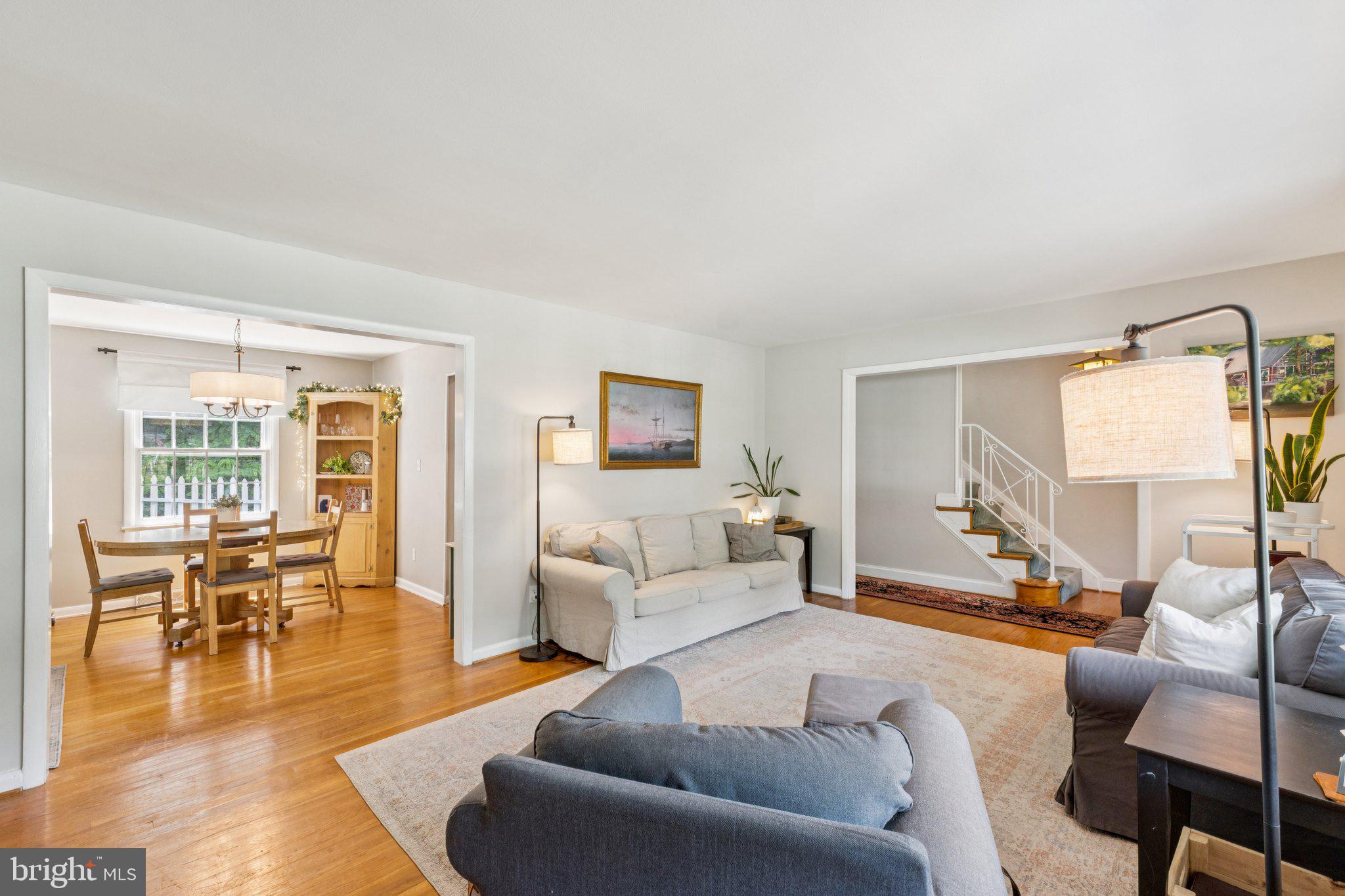 7811 DEN MEADE AVENUE