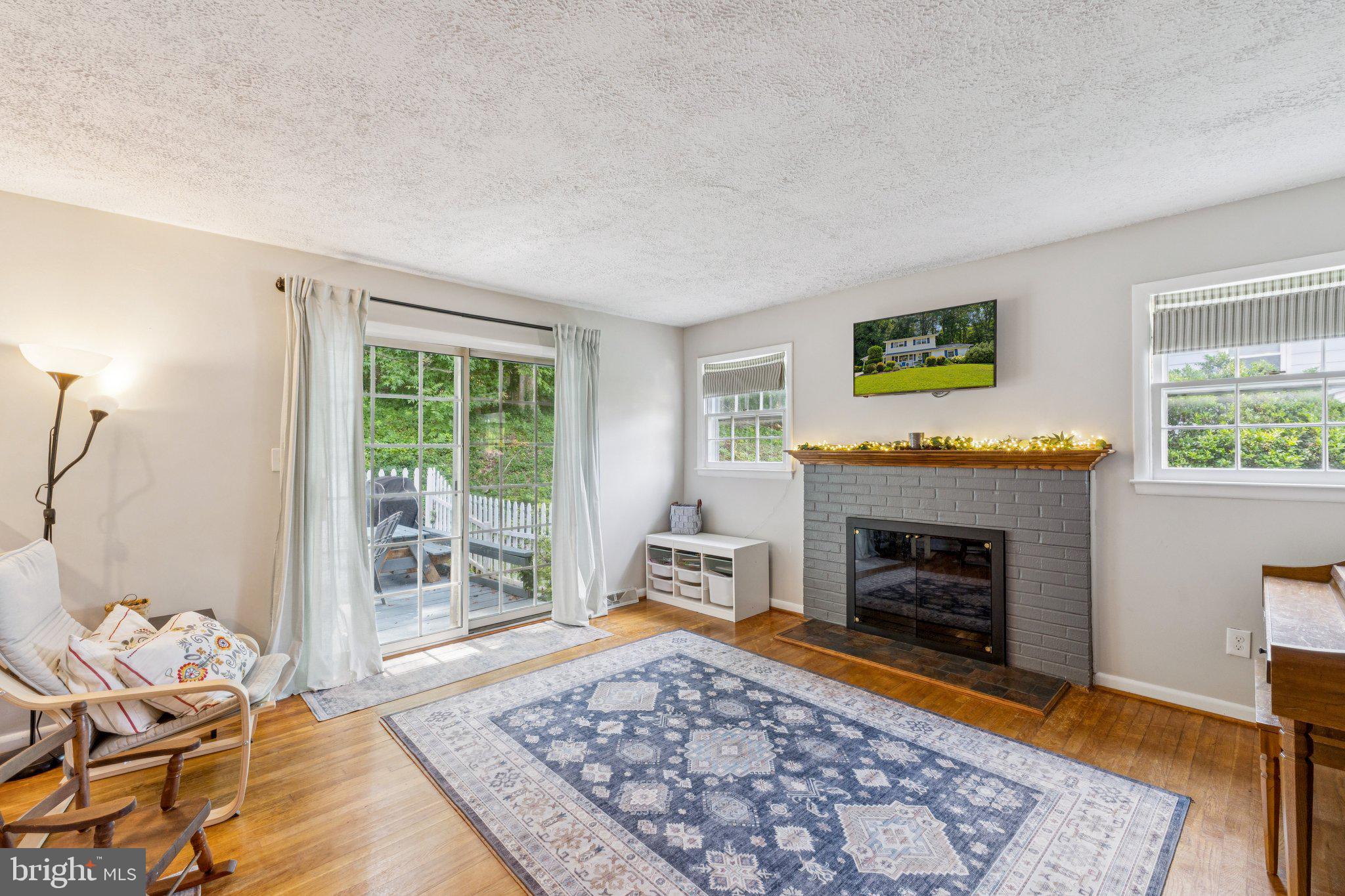 7811 DEN MEADE AVENUE