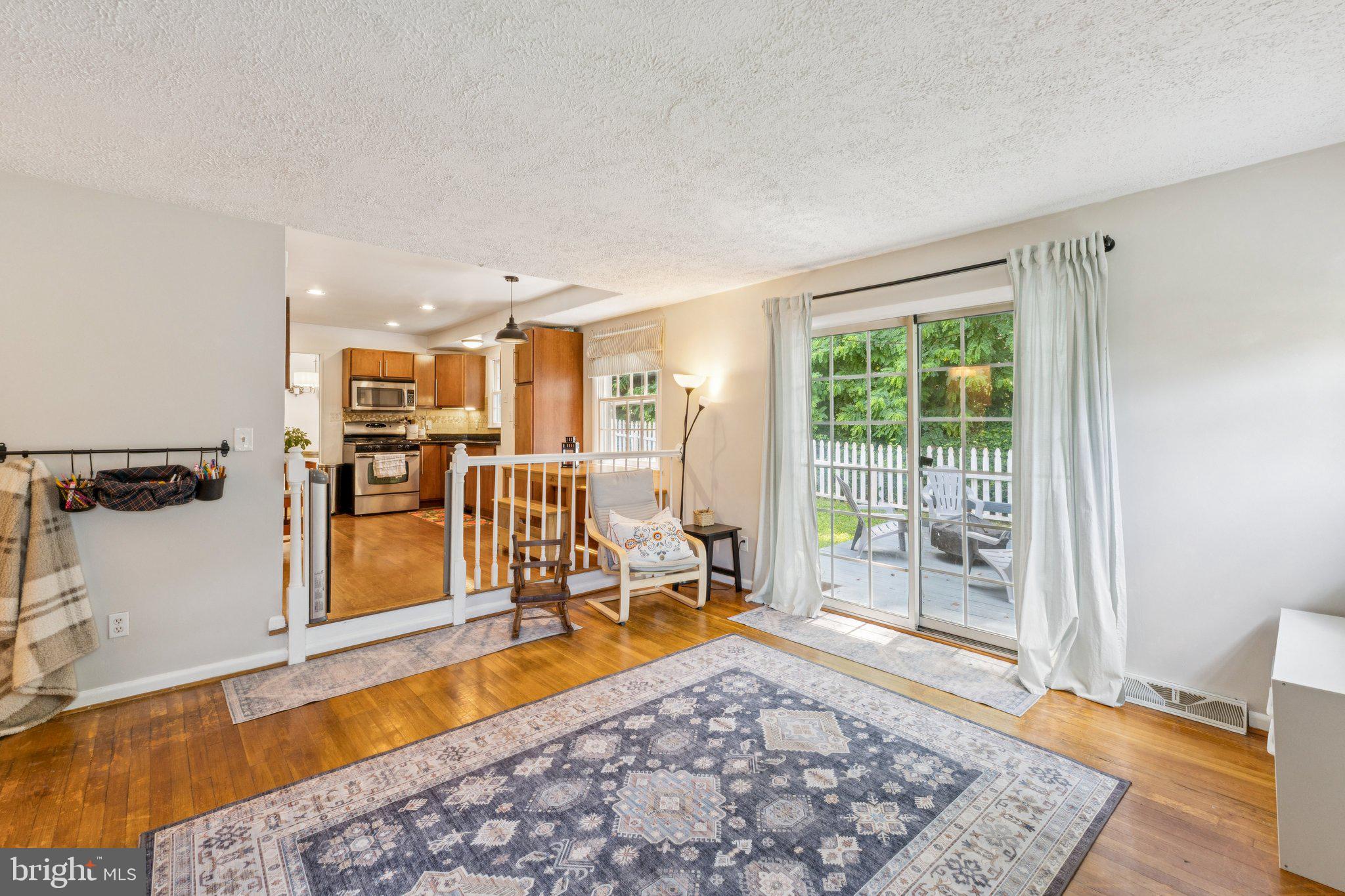 7811 DEN MEADE AVENUE