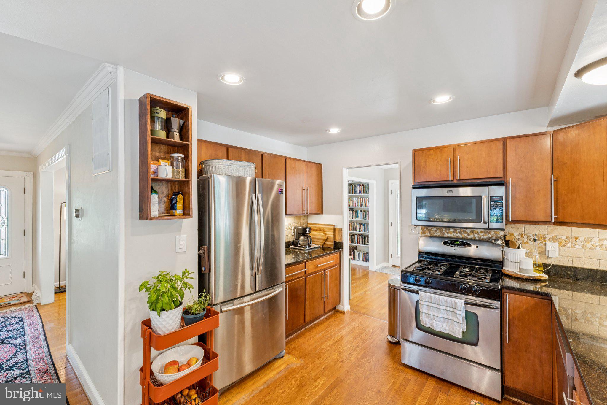 7811 DEN MEADE AVENUE