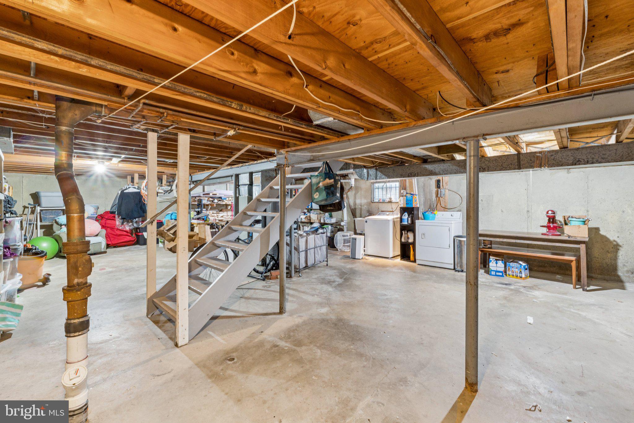 7811 DEN MEADE AVENUE