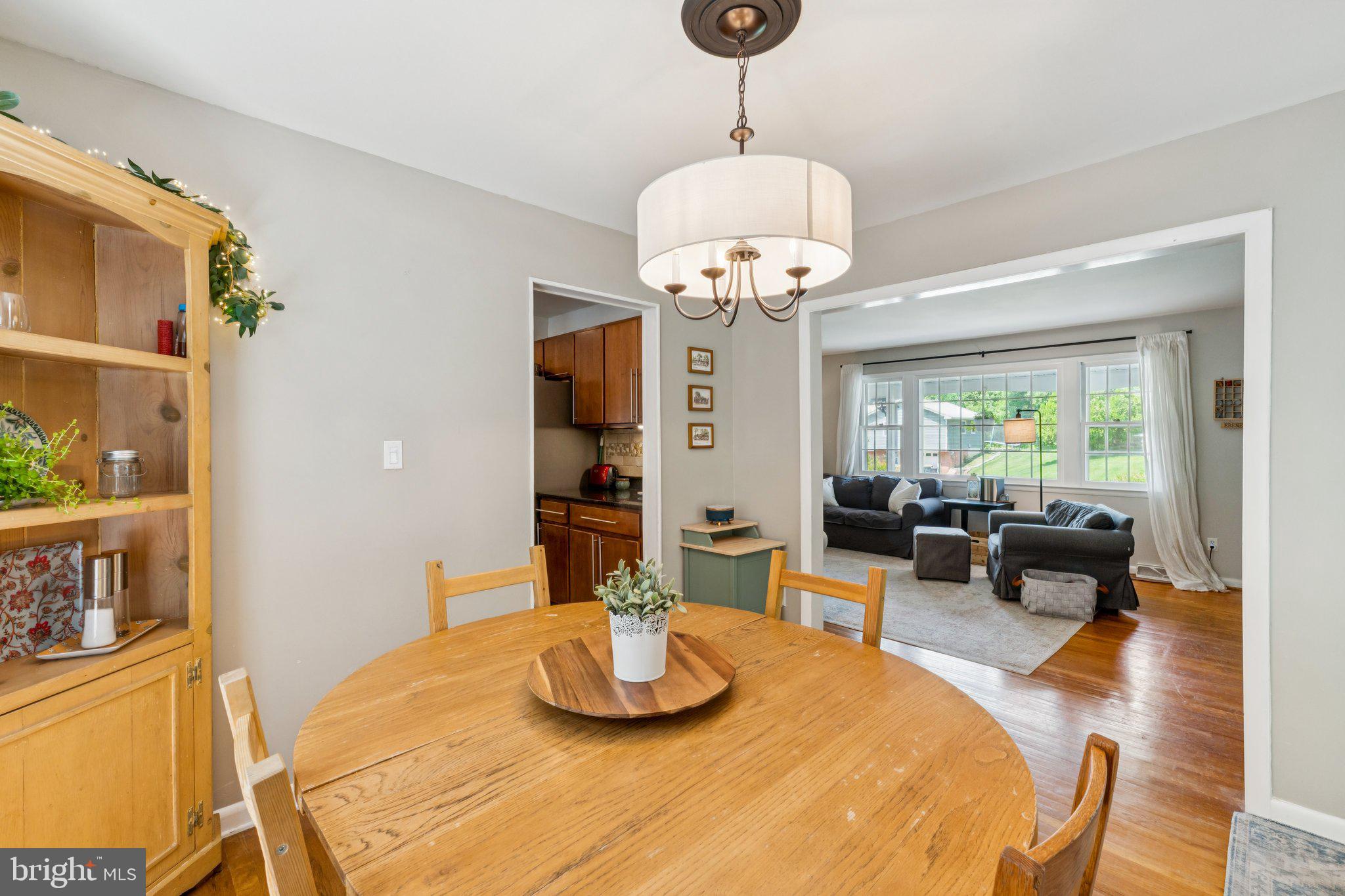 7811 DEN MEADE AVENUE