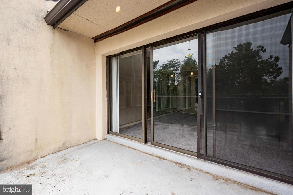 10129 PRINCE PLACE 404-12A
