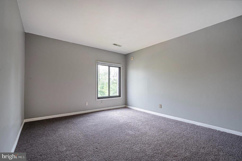 10129 PRINCE PLACE 404-12A
