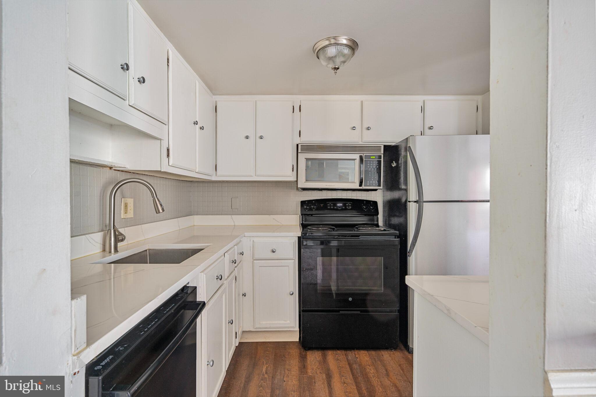 10129 PRINCE PLACE 404-12A