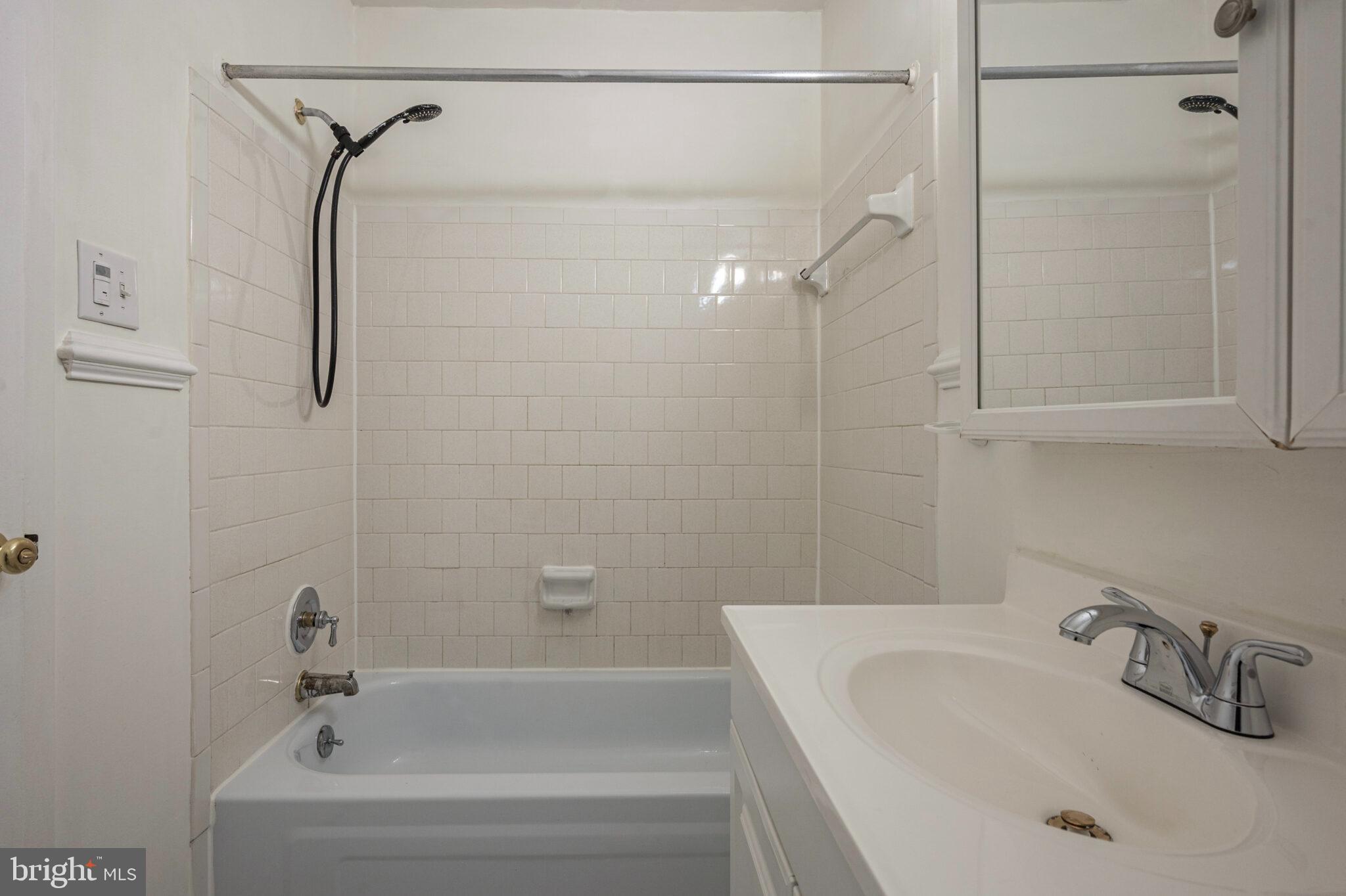 10129 PRINCE PLACE 404-12A