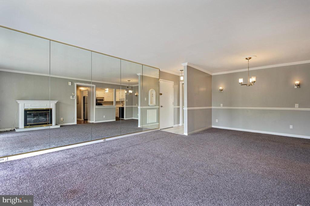 10129 PRINCE PLACE 404-12A