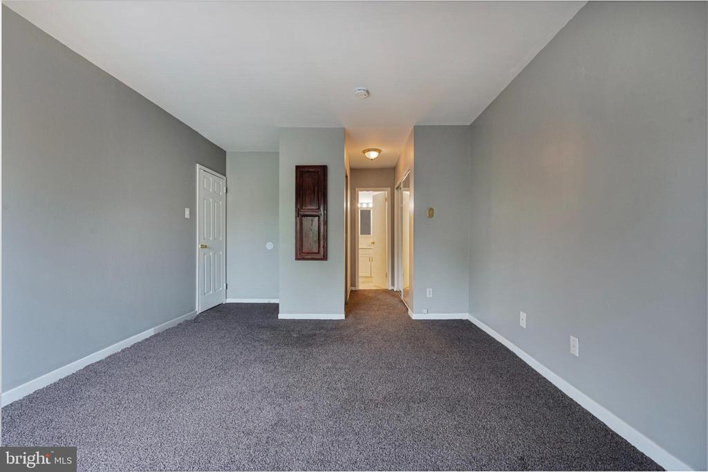 10129 PRINCE PLACE 404-12A