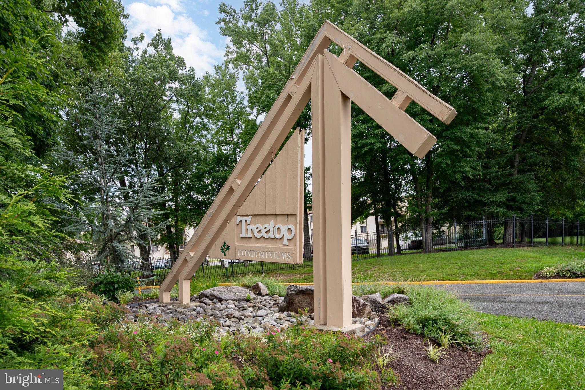 10129 PRINCE PLACE 404-12A