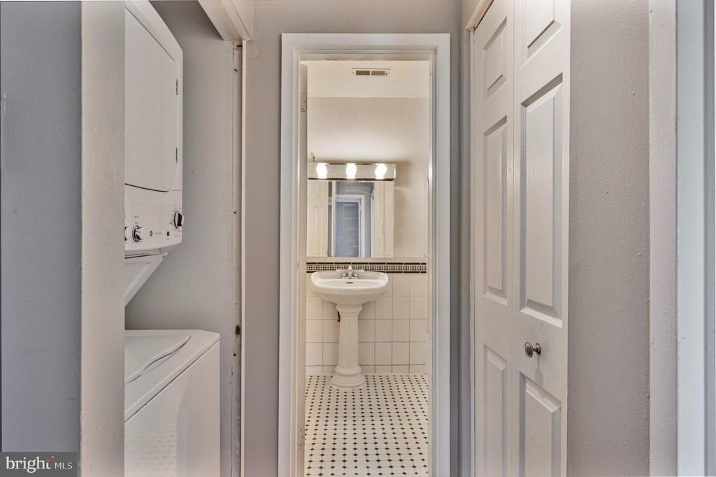 10129 PRINCE PLACE 404-12A