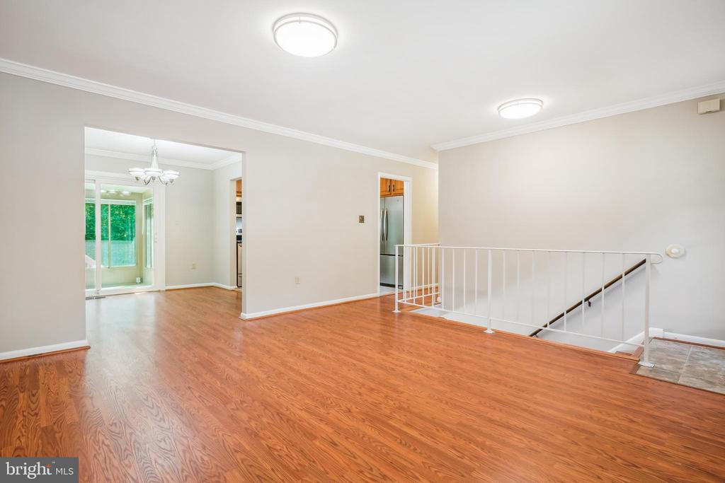 17002 USHER PLACE