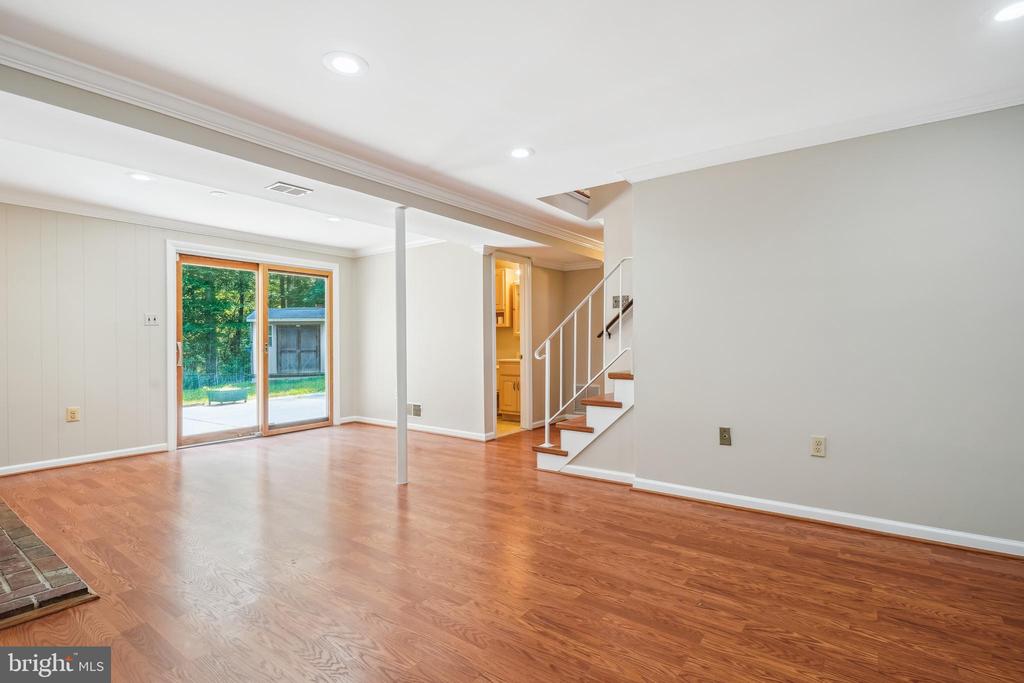 17002 USHER PLACE