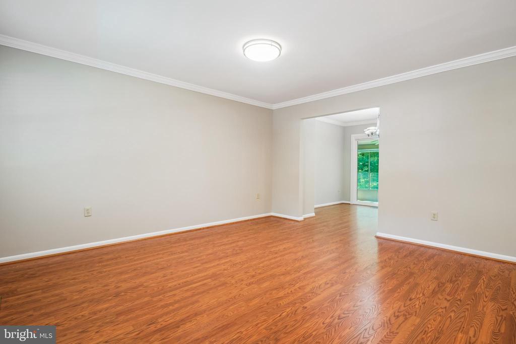 17002 USHER PLACE
