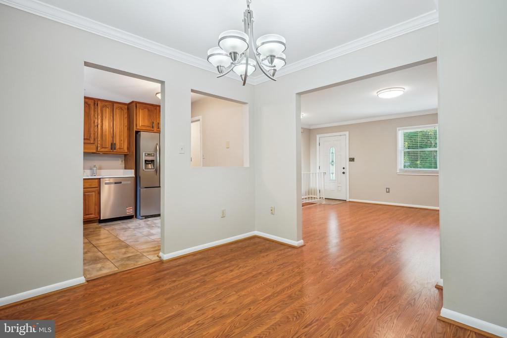 17002 USHER PLACE