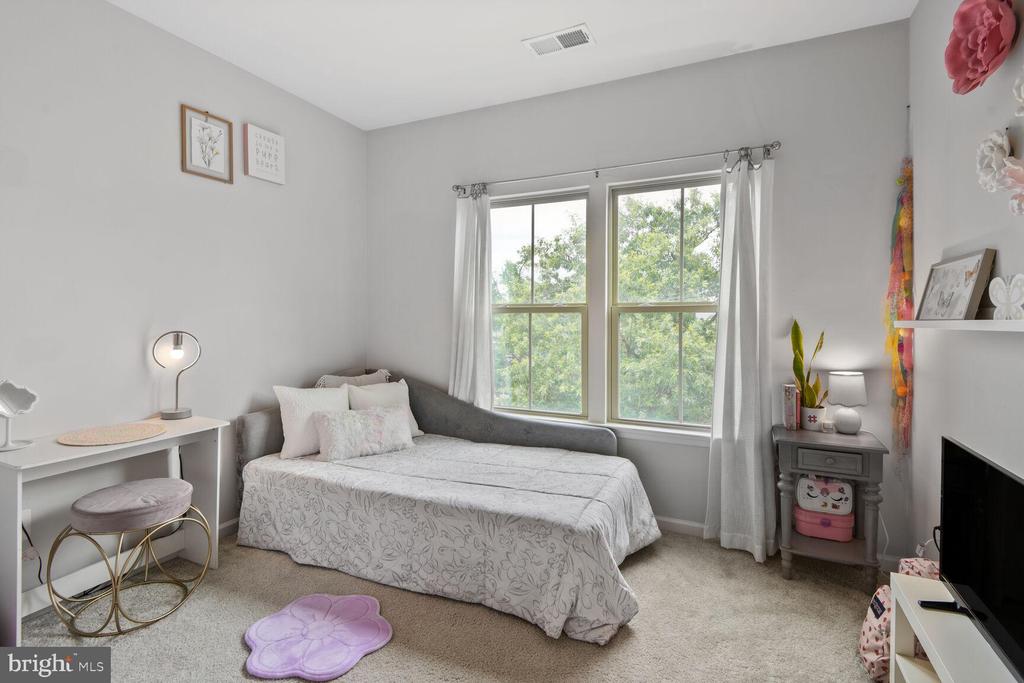 10022 AEROSPACE ROAD